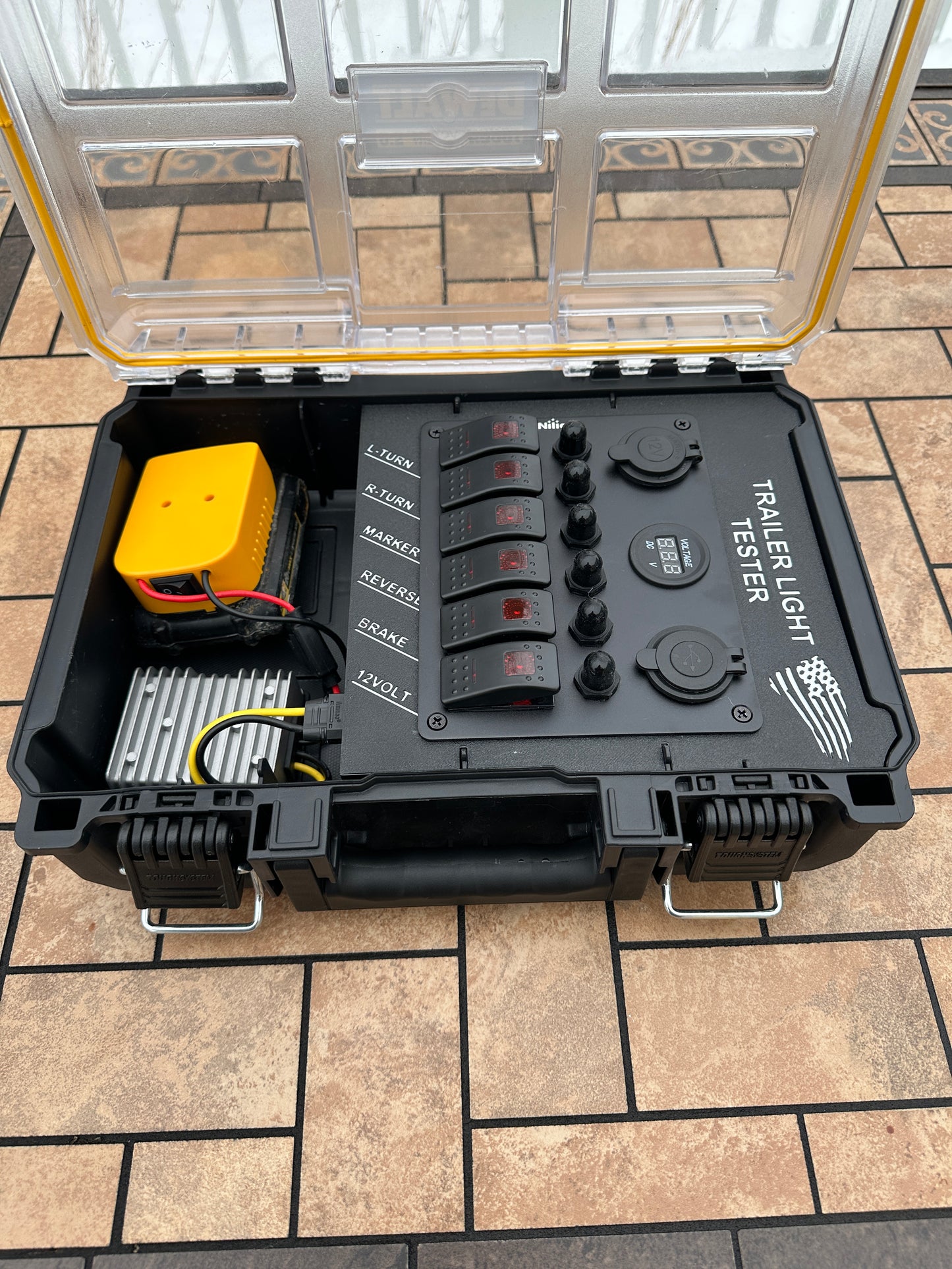 Trailer Light Tester, 7 Pin Trailer Light Tester, DeWalt ToughSystem Container