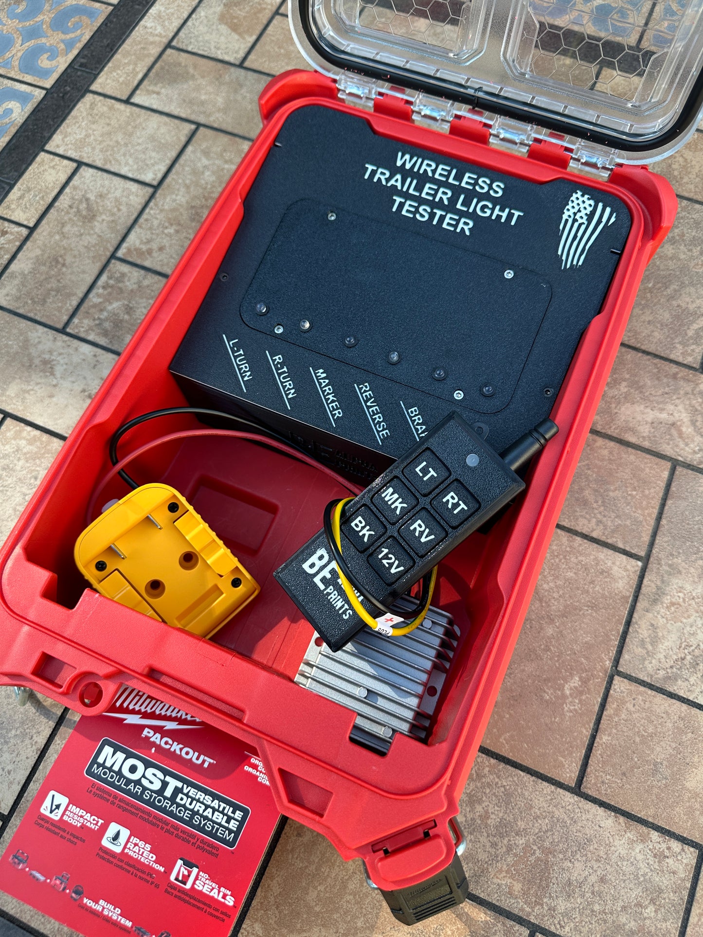 Wireless Trailer Light Tester For DeWalt 20V Battery, 7 Pin Trailer Light Tester, Milwaukee PACKOUT Container