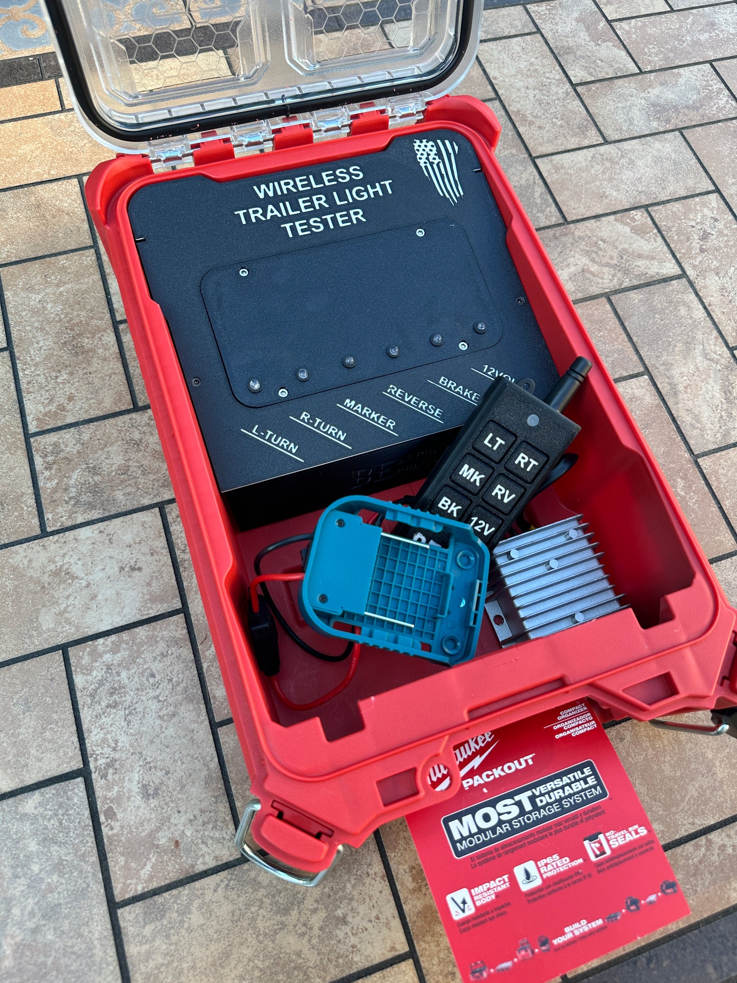 Wireless Trailer Light Tester For Makita 18V Battery, 7 Pin Trailer Light Tester, Milwaukee PACKOUT Container